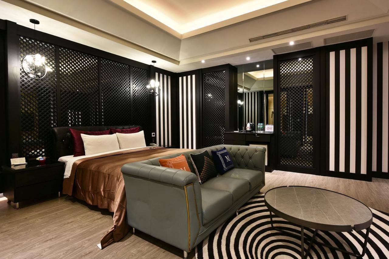 Venice Motel Taichung Exterior photo