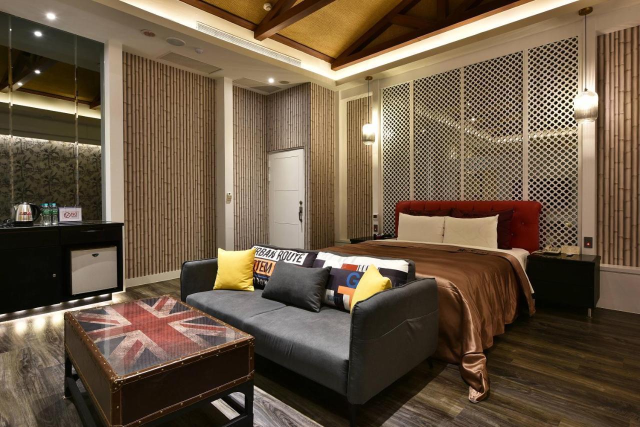 Venice Motel Taichung Exterior photo